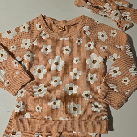 Shein Boho Floral Jogger Set with Bow Size 110cm/5T - Picture 2 of 3
